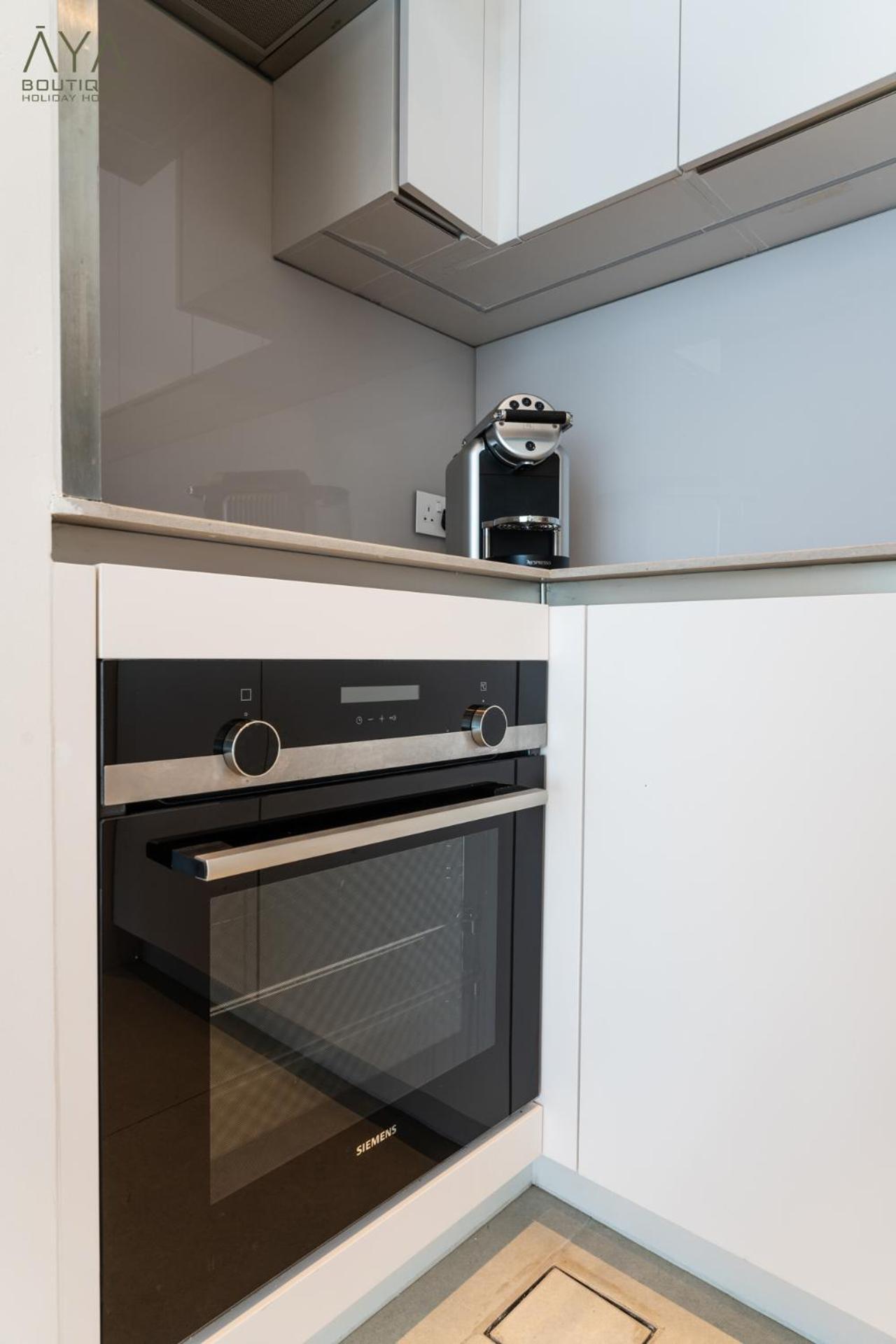 Jumeirah Gate Tower 1 - Stylish Apartment With Pool & City Views ドバイ エクステリア 写真